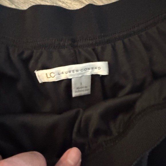 Lauren Conrad Elegant Black Tulle Skirt size large - Picture 5 of 8